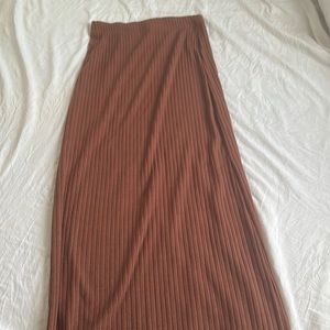 Helka’s Fashion tube skirt